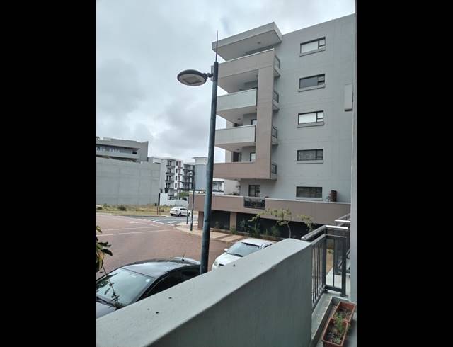 2 BEDROOM APARTMENT FOR SALE IN UMHLANGA RIDGE